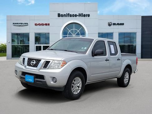 Used 2016 Nissan Frontier SV RWD image 4
