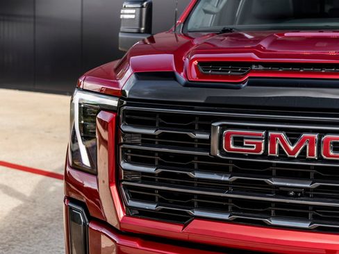 Used 2024 GMC Sierra 2500 AT4 w/ AT4 Premium Plus Package AWD/4WD image 19