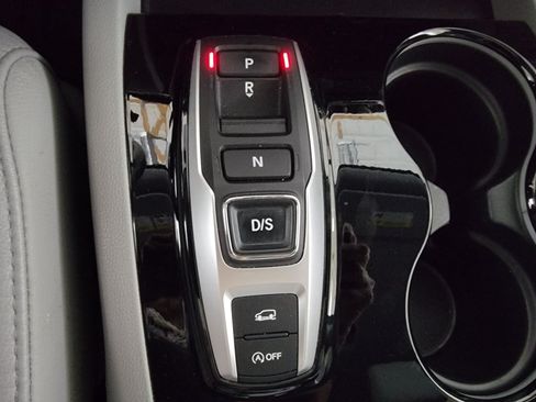 Used 2021 Honda Pilot Touring image 17
