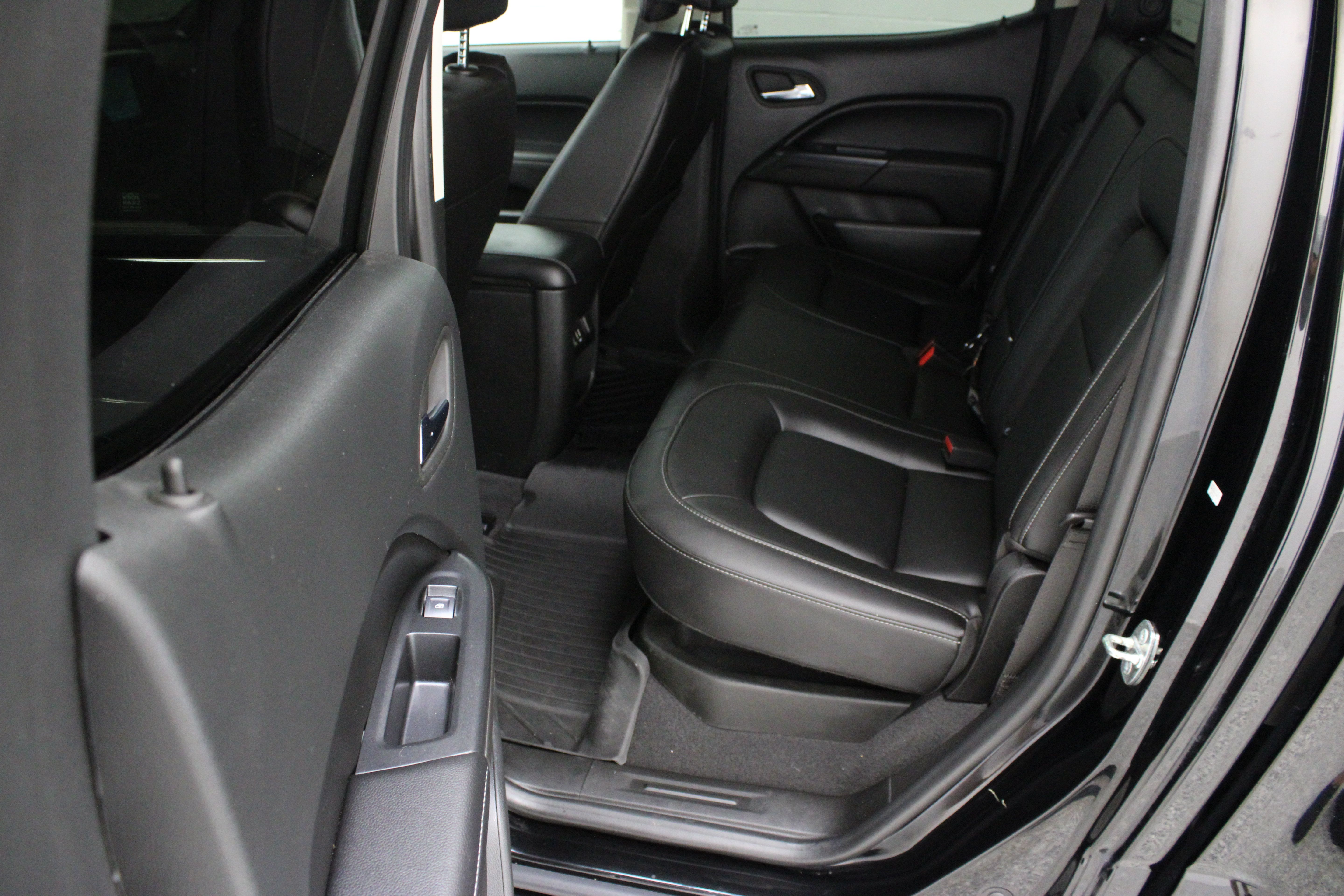 Used 2022 GMC Canyon Elevation w/ Elevation Premium Package RWD image 28