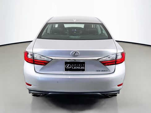 Used 2017 Lexus ES 350 w/ Premium Package FWD image 6