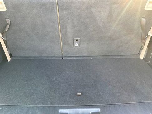 Used 2020 Toyota Highlander Platinum FWD image 8