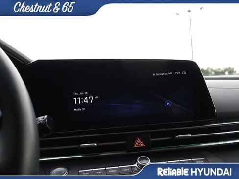 Certified 2024 Hyundai Elantra SEL w/ Convenience Package FWD image 34
