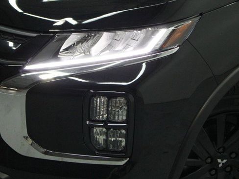 New 2026 Mitsubishi Outlander Sport LE image 2