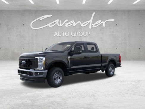 New 2026 Ford F250 XL w/ XL Chrome Package image 1