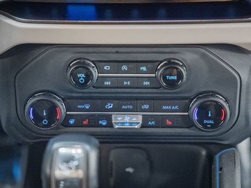 Certified 2022 Ford Bronco Wildtrak image 28