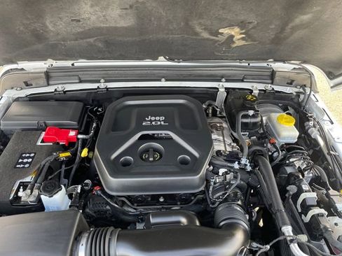 Used 2020 Jeep Wrangler Unlimited Sahara w/ Uconnect 4C Nav & Sound Group image 49