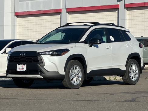 New 2026 Toyota Corolla Cross LE image 8
