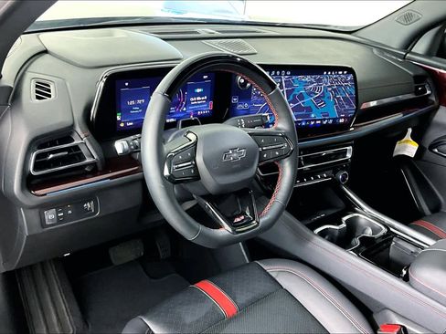 Certified 2024 Chevrolet Traverse RS image 18