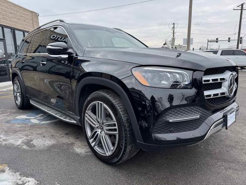 Used 2021 Mercedes-Benz GLS 450 4MATIC image 3