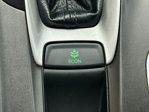 Used 2019 Honda Accord LX image 22