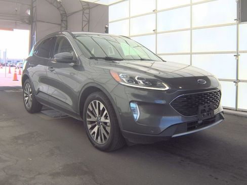 Used 2020 Ford Escape Titanium image 1