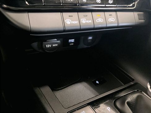 Certified 2025 Hyundai Elantra Sport image 45