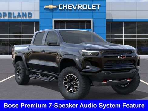 New 2026 Chevrolet Colorado ZR2 w/ Technology Package AWD/4WD image 8