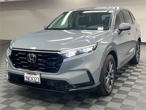 Used 2026 Honda CR-V EX-L image 2