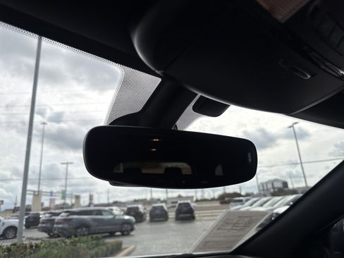 Used 2025 Dodge Durango GT image 23