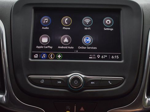 Used 2022 Chevrolet Equinox LT image 36