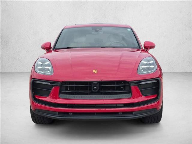 Used 2025 Porsche Macan Turbo AWD/4WD image 2