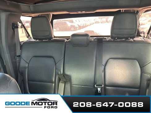 Used 2022 Ford Bronco Badlands AWD/4WD image 9