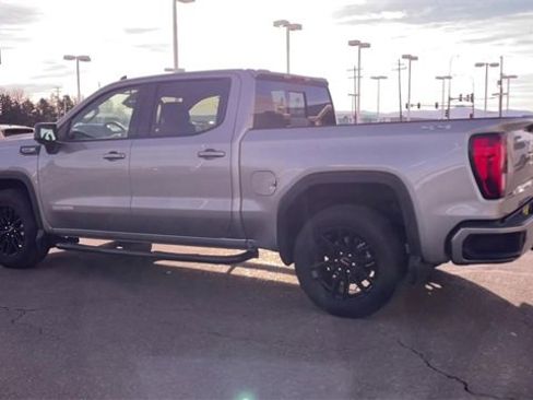 Used 2025 GMC Sierra 1500 Elevation w/ Preferred Package image 7