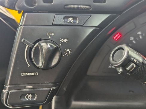 Used 1996 Chevrolet Corvette Coupe image 14