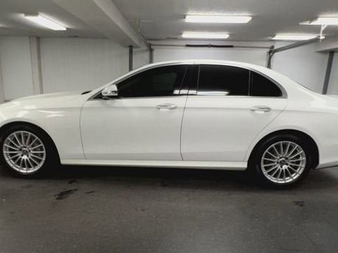 Used 2021 Mercedes-Benz E 350 Sedan image 5