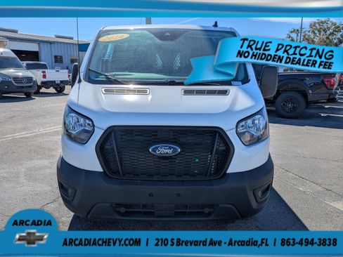 Used 2024 Ford Transit 150 Low Roof RWD image 9