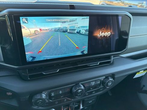 New 2026 Jeep Gladiator Mojave w/ Safety Group image 14