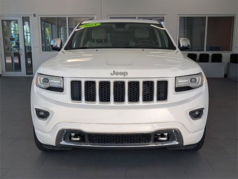 Used 2015 Jeep Grand Cherokee Overland image 2