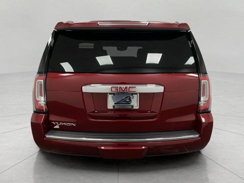 Used 2017 GMC Yukon Denali w/ Open Road Package image 5