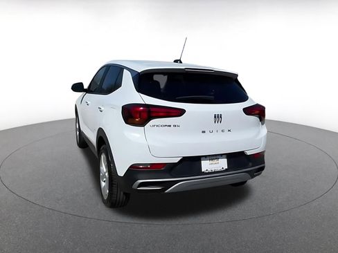 Used 2025 Buick Encore GX Preferred FWD image 11