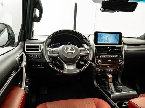 Certified 2023 Lexus GX 460 Premium w/ Accessory Package AWD/4WD image 32