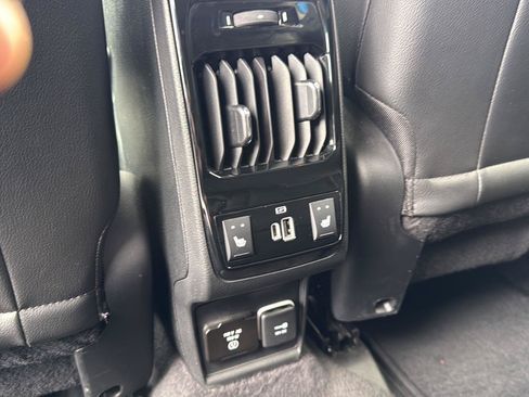Used 2022 Jeep Compass Limited w/ Elite Group AWD/4WD image 25