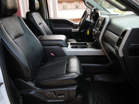 Used 2019 Ford F350 Lariat w/ Lariat Value Package AWD/4WD image 40