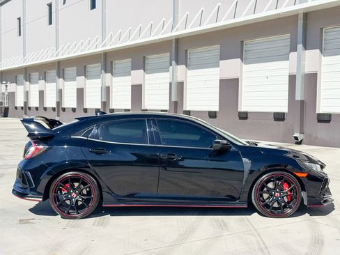 Used 2021 Honda Civic Type R image 7