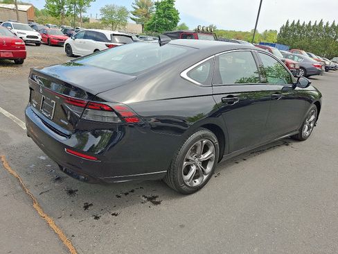 Certified 2023 Honda Accord EX-L image 6