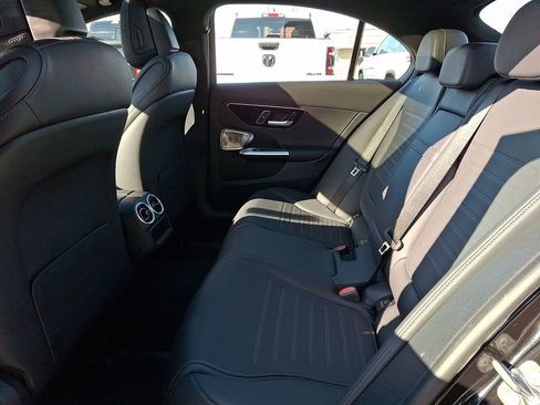 Used 2024 Mercedes-Benz C 300 4MATIC Sedan image 12