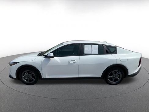 Used 2026 Kia K4 FWD image 7