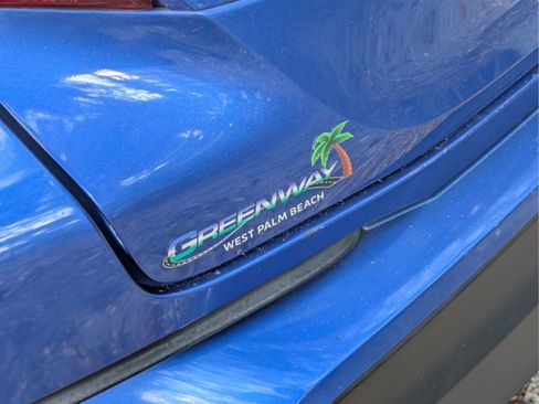 Used 2018 Toyota C-HR XLE image 13