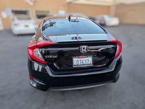 Used 2017 Honda Civic EX-T image 12