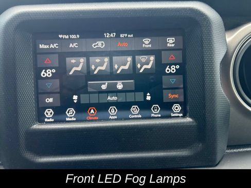 Certified 2023 Jeep Wrangler Unlimited w/ Cold Weather Group AWD/4WD image 29