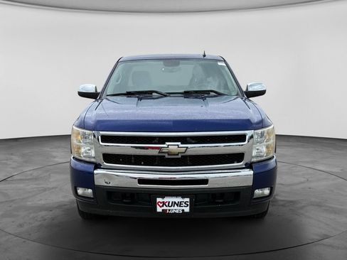 Used 2011 Chevrolet Silverado 1500 LT w/ All-Star Edition AWD/4WD image 2