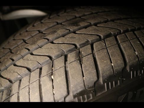 Used 2024 Chevrolet Tahoe Premier image 25