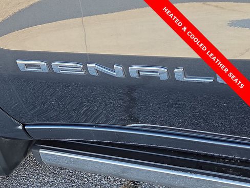 Used 2021 GMC Sierra 1500 Denali w/ Denali Ultimate Package image 8