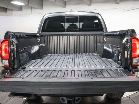 Certified 2017 Toyota Tacoma TRD Off-Road w/ Tow Package RWD image 29