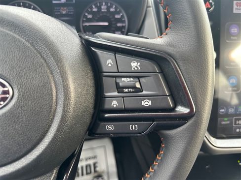 Certified 2025 Subaru Crosstrek 2.5i Limited w/ Crosstrek Mirror Package image 28