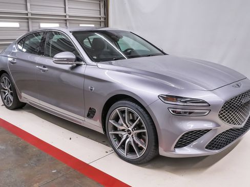Certified 2026 Genesis G70 2.5T AWD/4WD image 5