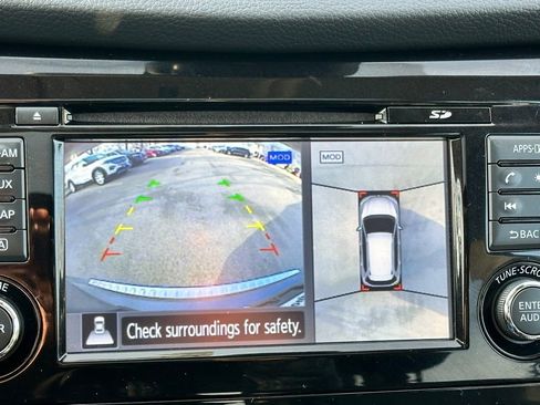 Used 2017 Nissan Rogue SL w/ SL Premium Package image 21