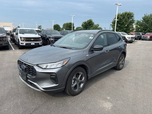 Certified 2024 Ford Escape ST-Line w/ Tech Pack #1 AWD/4WD image 3