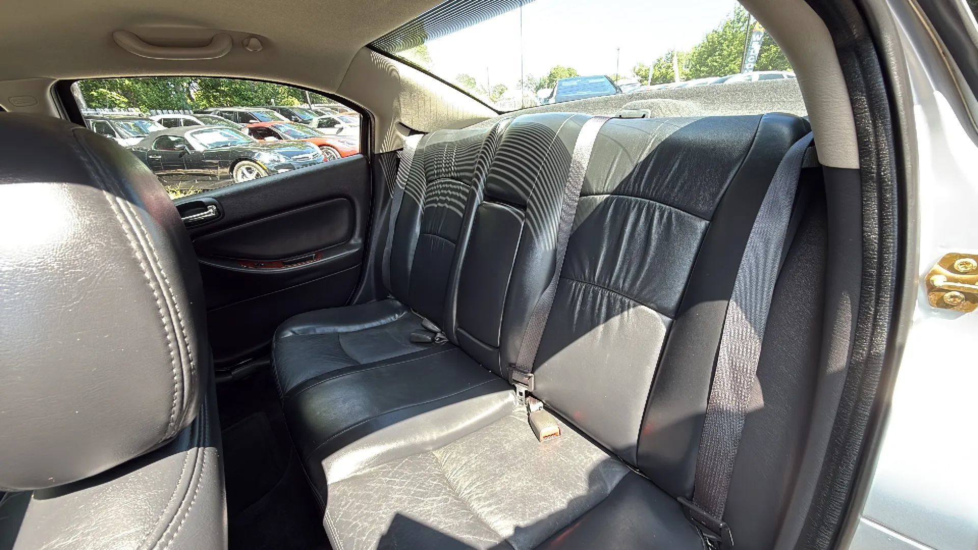 Used 2002 Chrysler Sebring LXi w/ Security Group FWD image 24